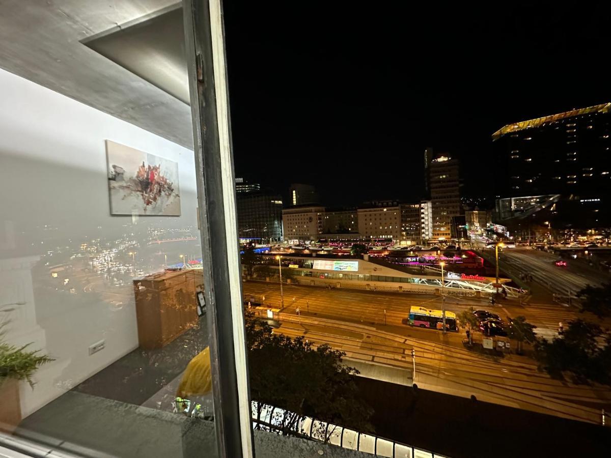 Apartment Am Schwedenplatz เวียนนา ภายนอก รูปภาพ