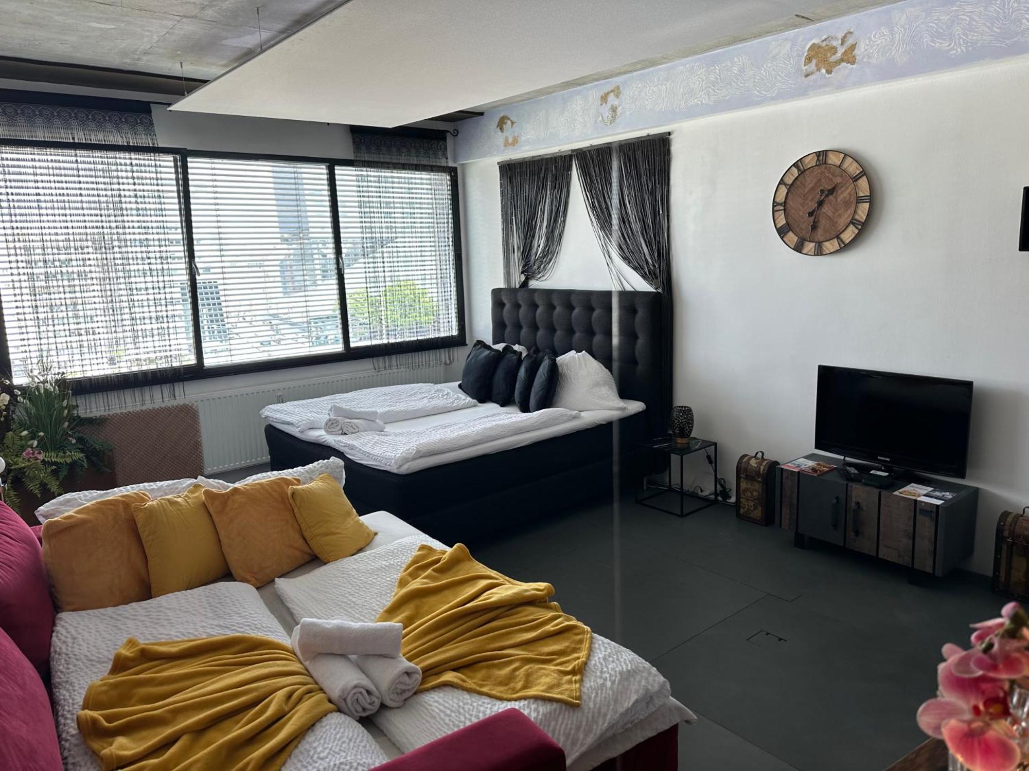 Apartment Am Schwedenplatz เวียนนา ภายนอก รูปภาพ